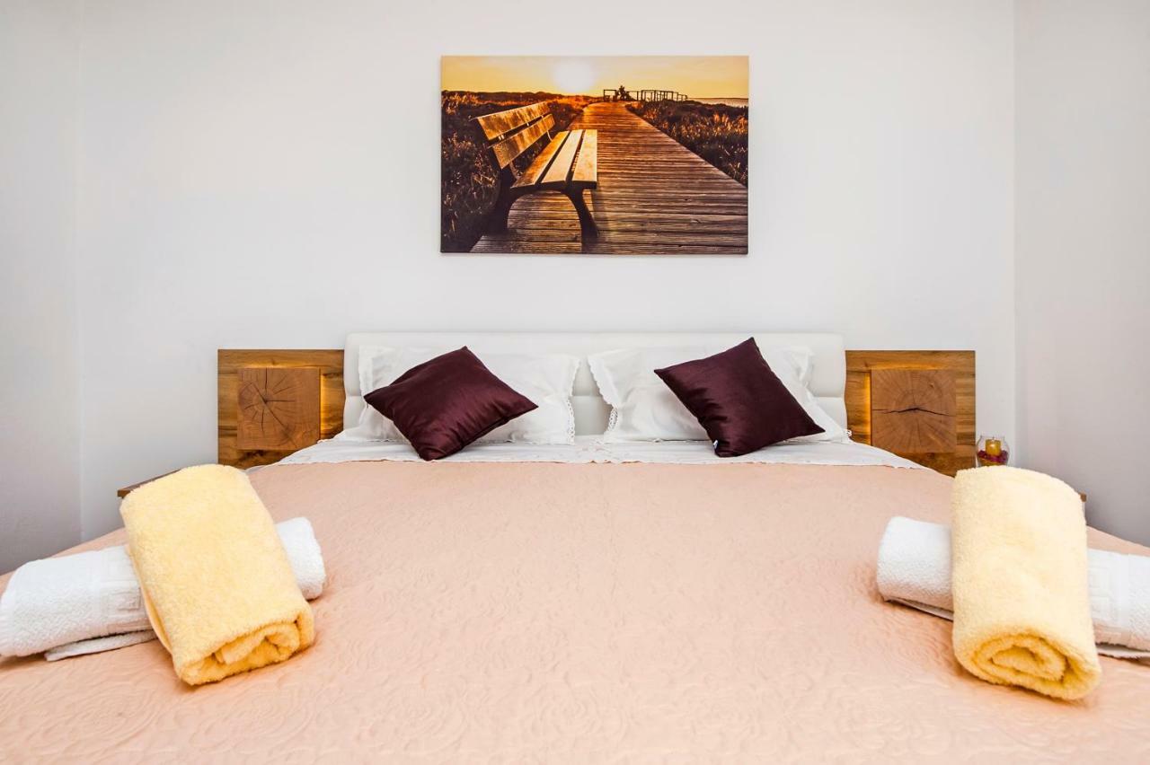 Rooms Mariana 로비니 외부 사진